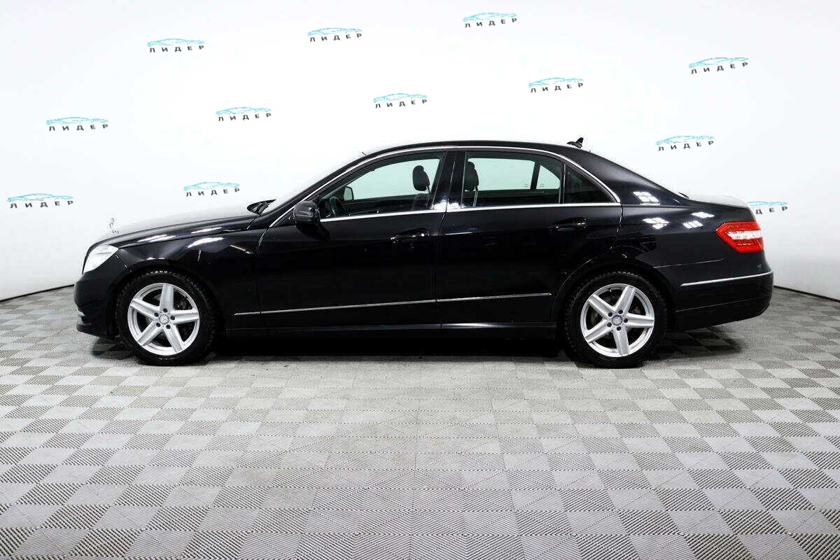 Б/У Мерседес-Бенц Е-Класс 2012 года. Фото: #7