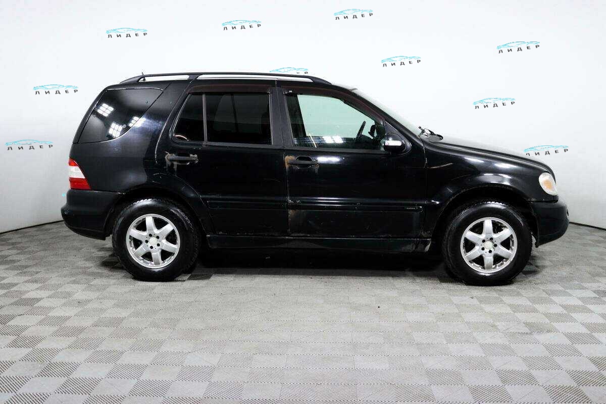 Б/У Мерседес-Бенц М-Класс 2003 года. Фото: #3