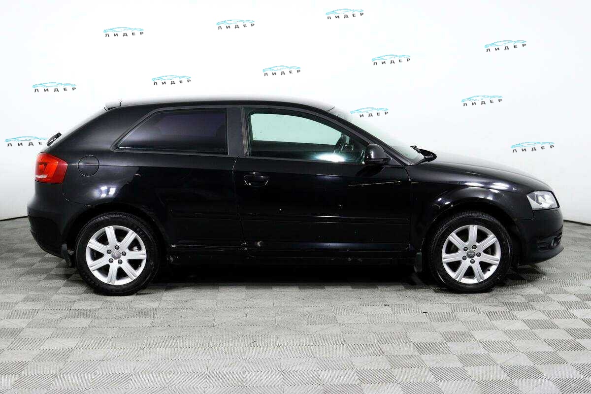 Б/У Ауди А3 2009 года. Фото: #3