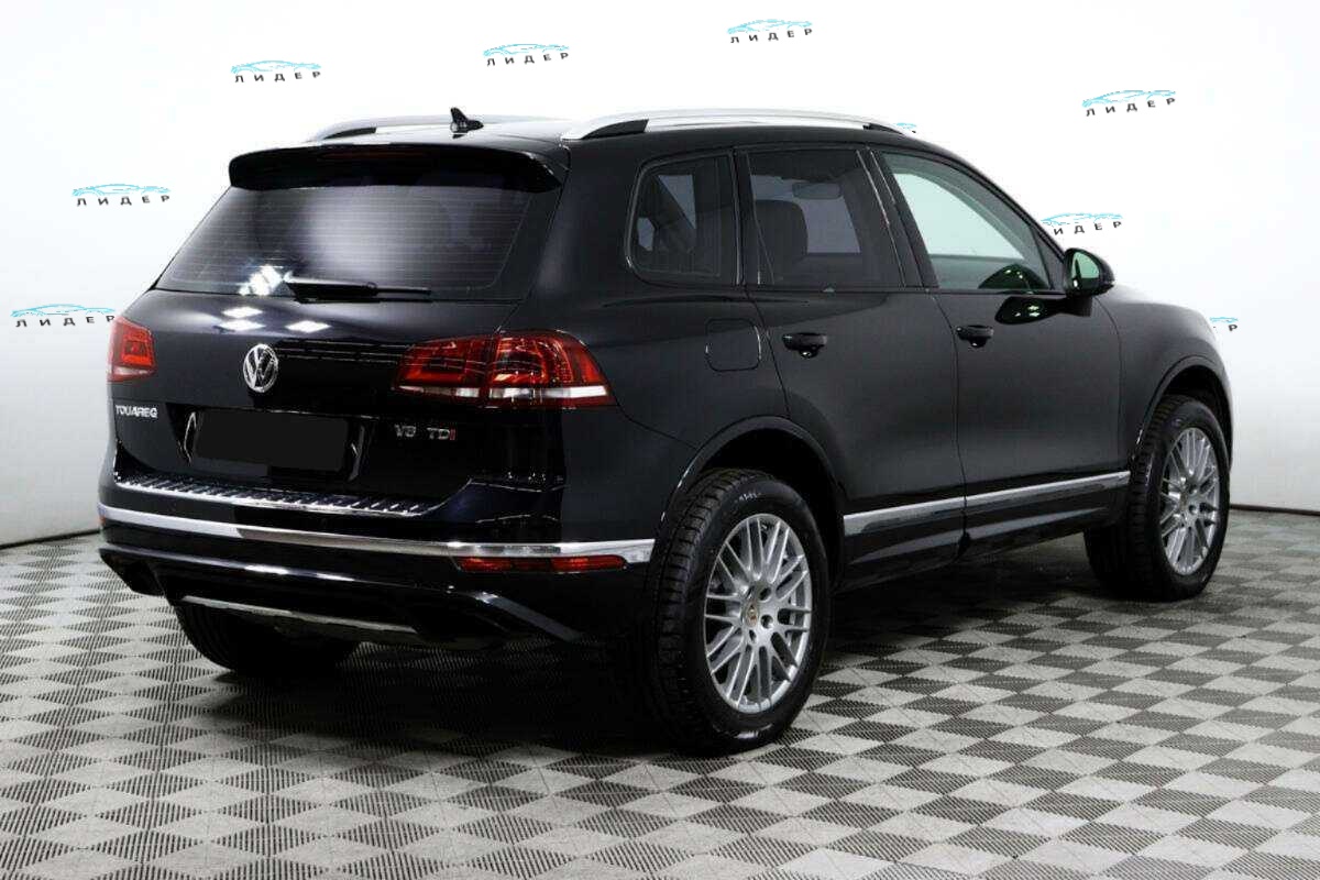 Б/У Фольксваген Туарег 2016 года. Фото: #4