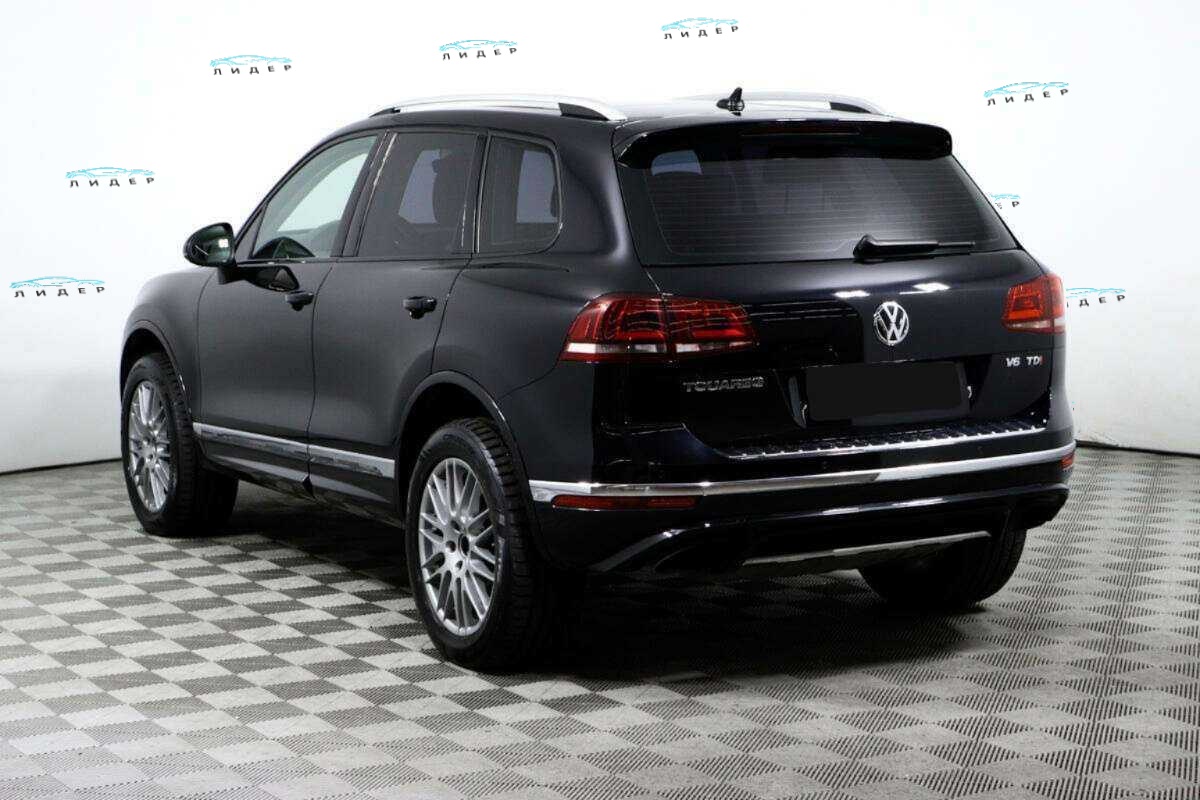 Б/У Фольксваген Туарег 2016 года. Фото: #6