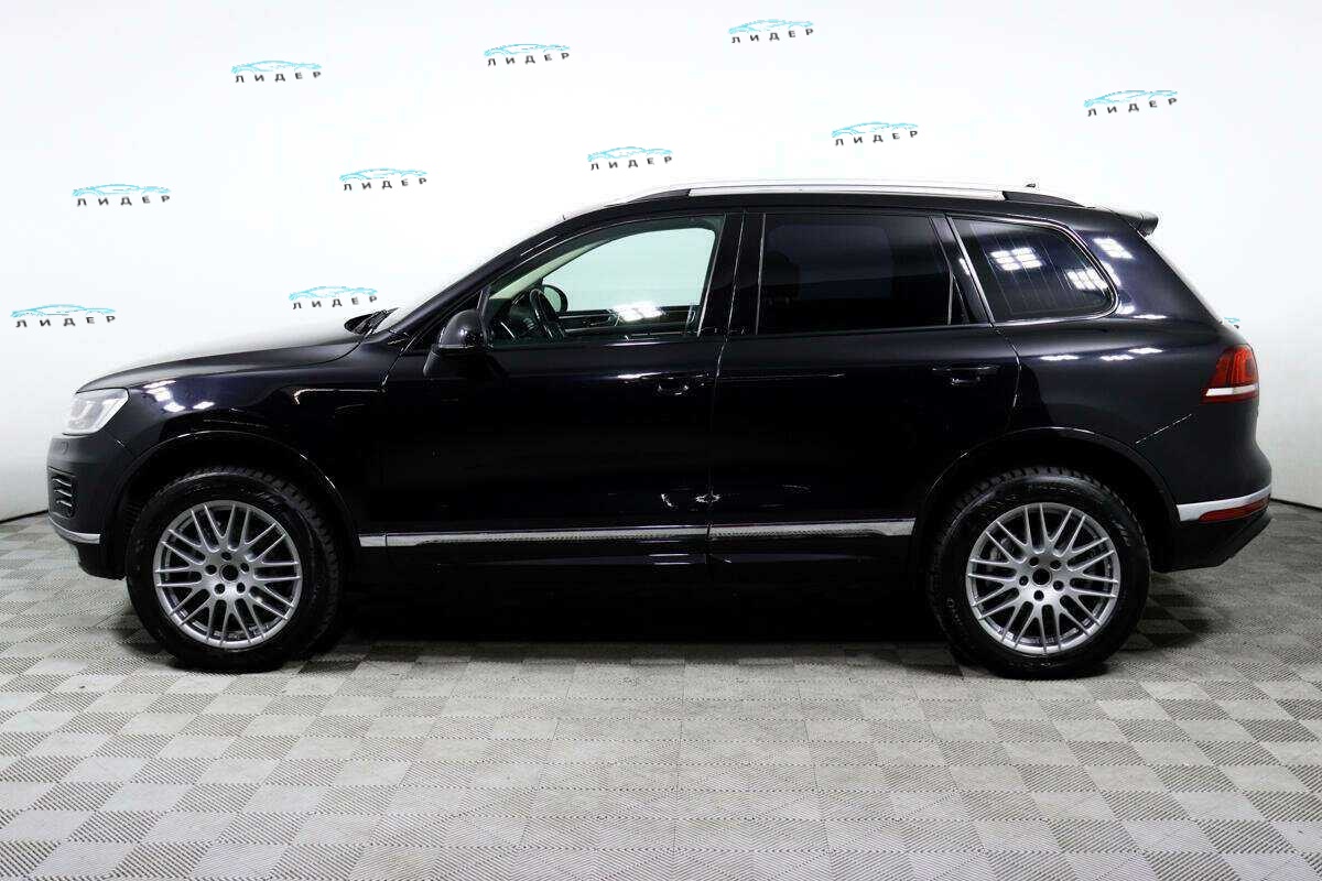 Б/У Фольксваген Туарег 2016 года. Фото: #7