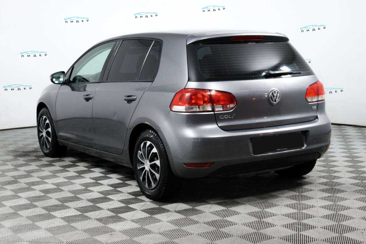 Б/У Фольксваген Гольф 2010 года. Фото: #5