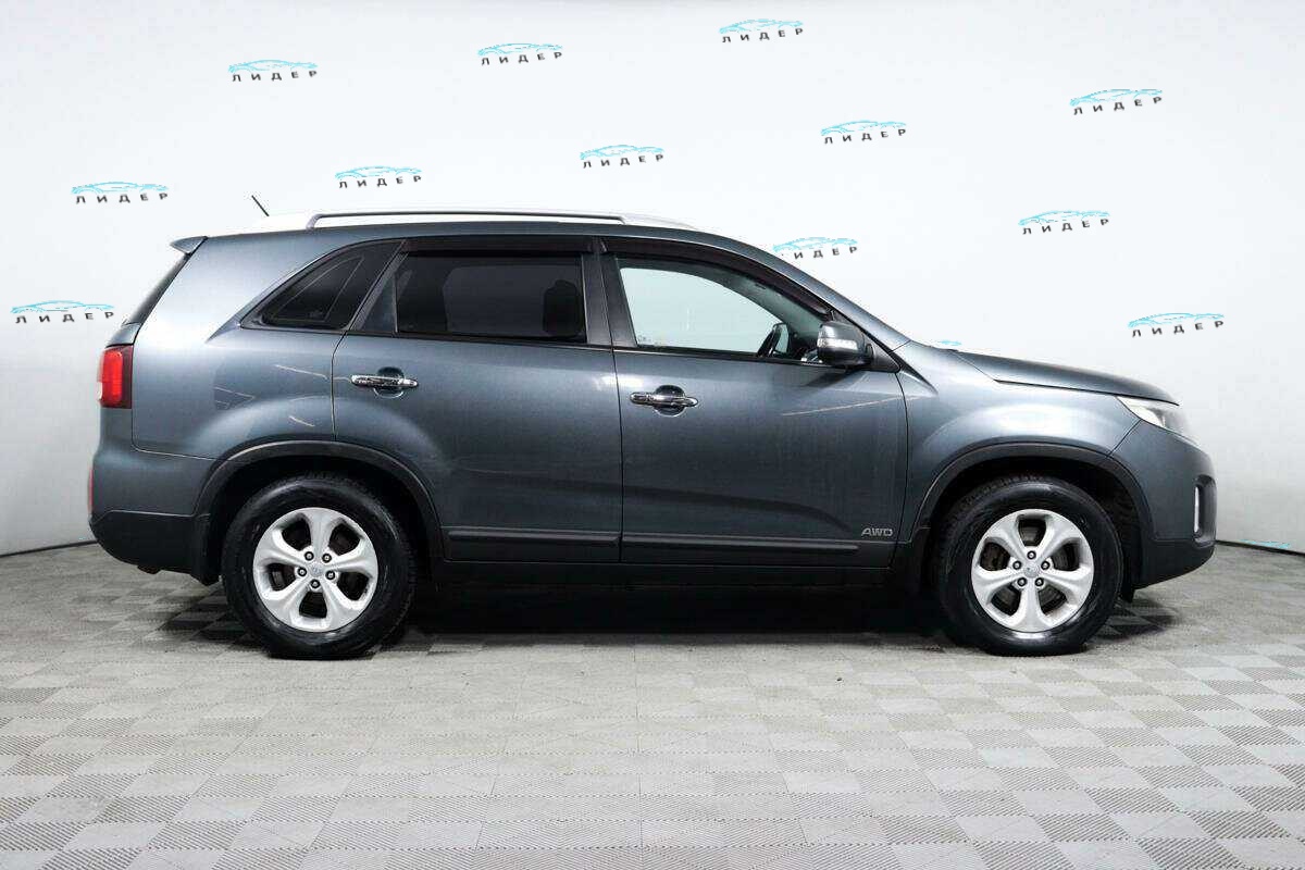 Б/У Киа Соренто 2013 года. Фото: #3