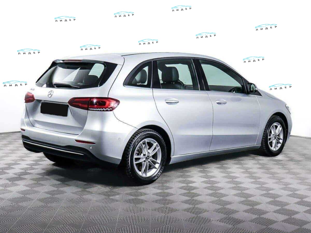 Б/У Мерседес-Бенц Б-Класс 2018 года. Фото: #4