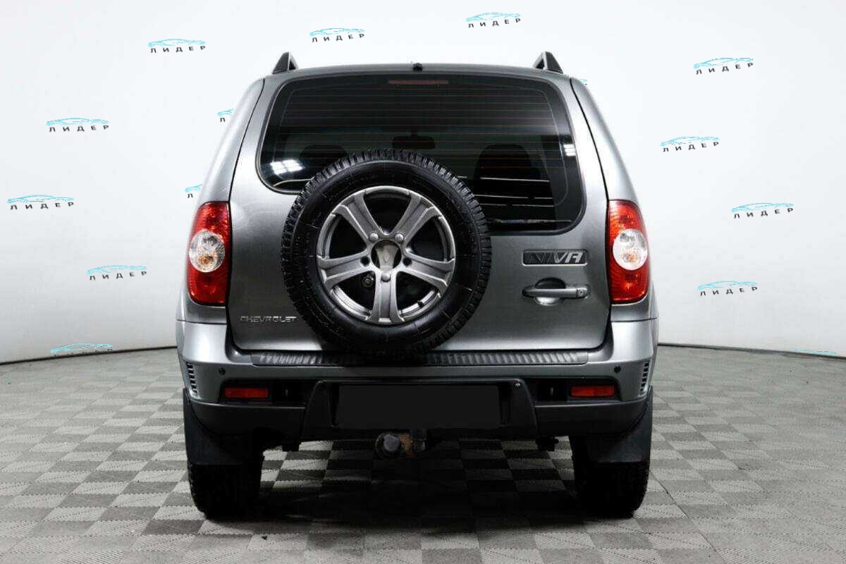 Б/У Шевроле Нива 2013 года. Фото: #5