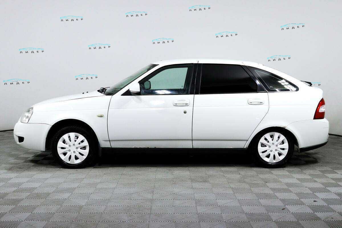 Б/У Лада (ВАЗ) Приора 2011 года. Фото: #6