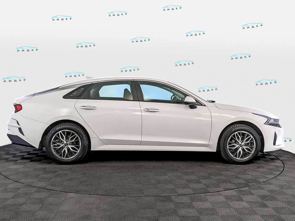 Б/У Киа К5 2021 года. Фото: #3