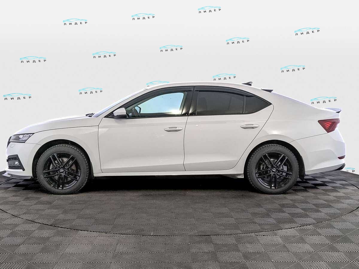 Б/У Шкода Октавия 2021 года. Фото: #6