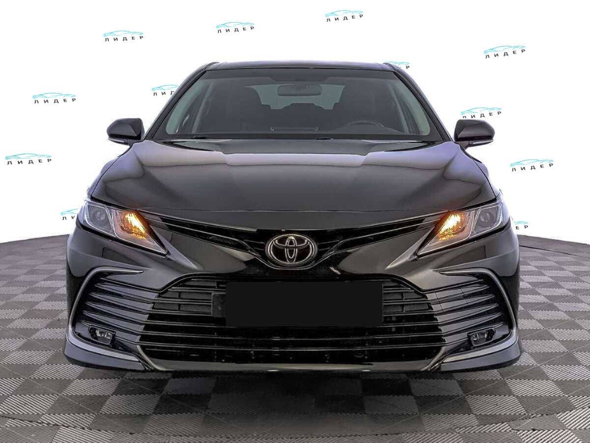 Б/У Тойота Камри 2021 года. Фото: #1