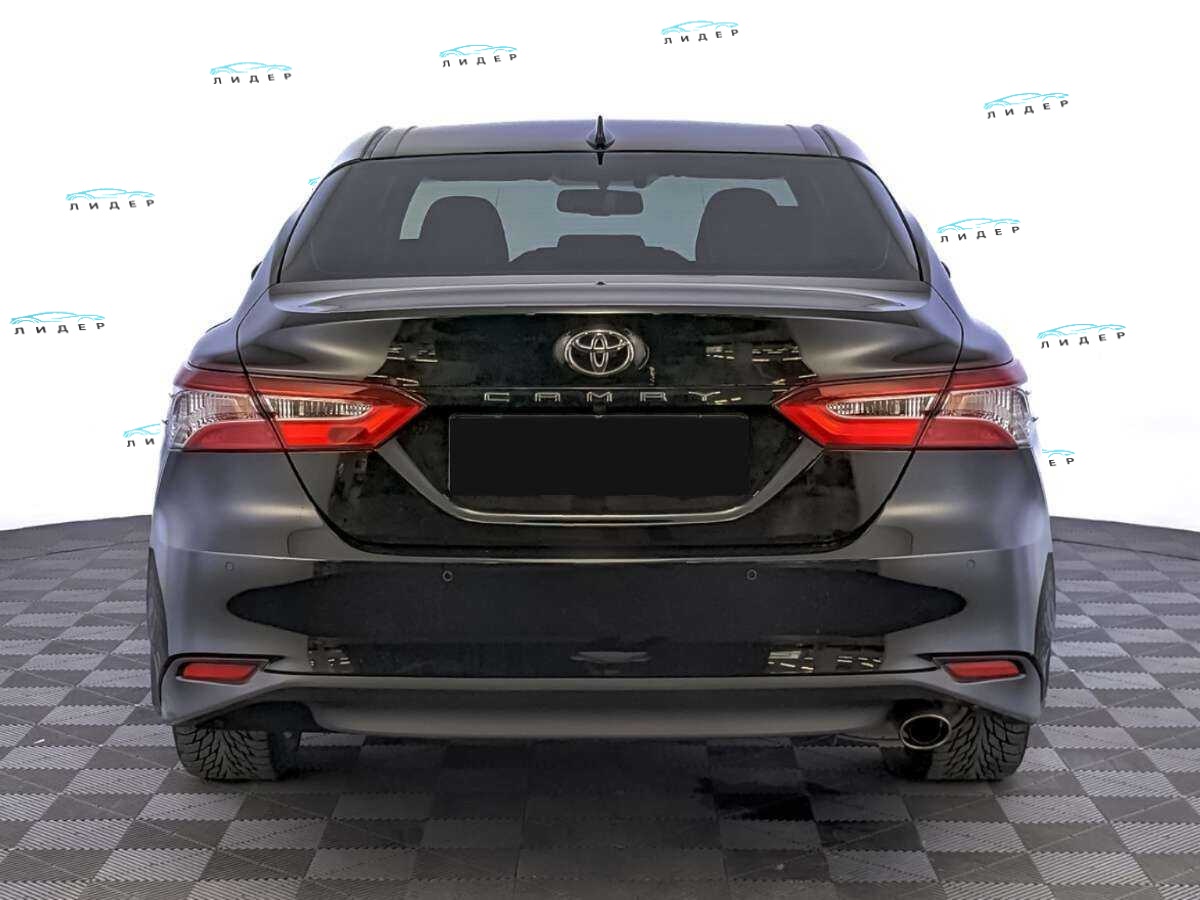 Б/У Тойота Камри 2021 года. Фото: #5