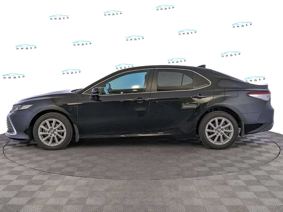 Б/У Тойота Камри 2021 года. Фото: #7