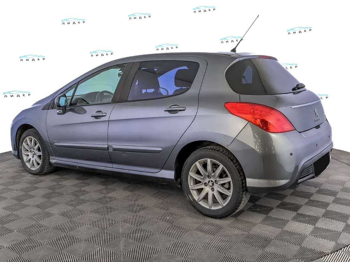 Б/У Пежо 308 2011 года. Фото: #6