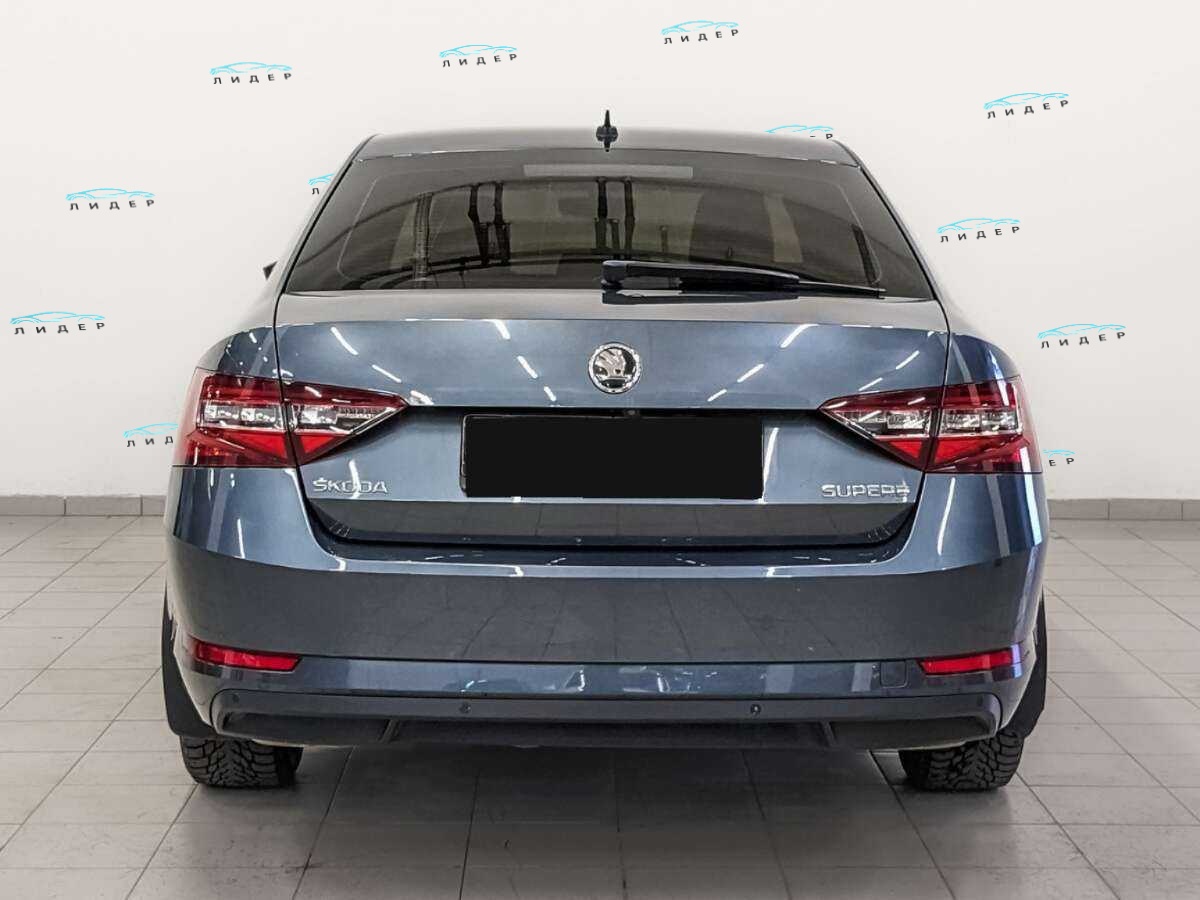 Б/У Шкода Суперб 2017 года. Фото: #5