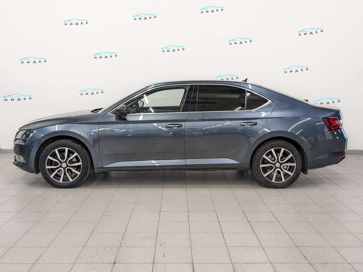 Б/У Шкода Суперб 2017 года. Фото: #7