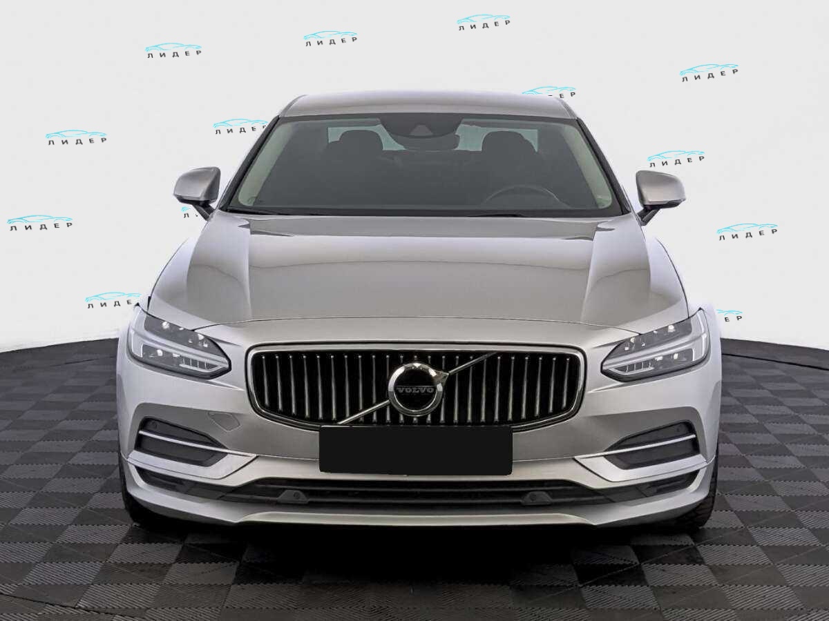 Б/У Вольво С90 2020 года. Фото: #1