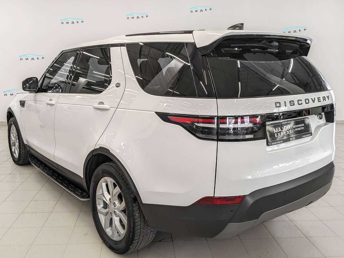Б/У Лэнд Ровер Дискавери 2018 года. Фото: #6