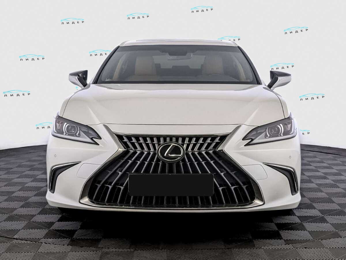 Б/У Лексус ЕС 2022 года. Фото: #1