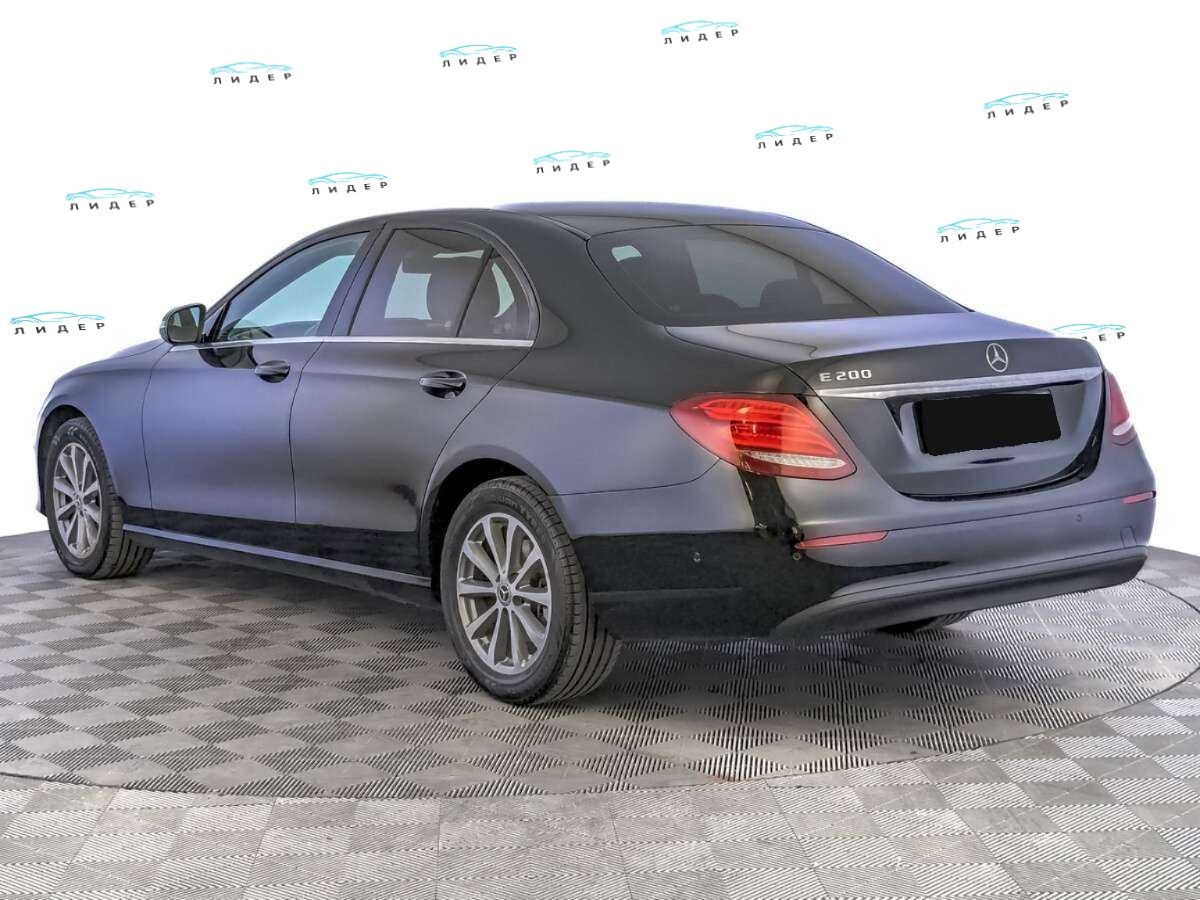 Б/У Мерседес-Бенц Е-Класс 2018 года. Фото: #6