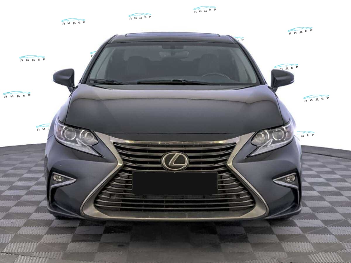Б/У Лексус ЕС 2018 года. Фото: #1
