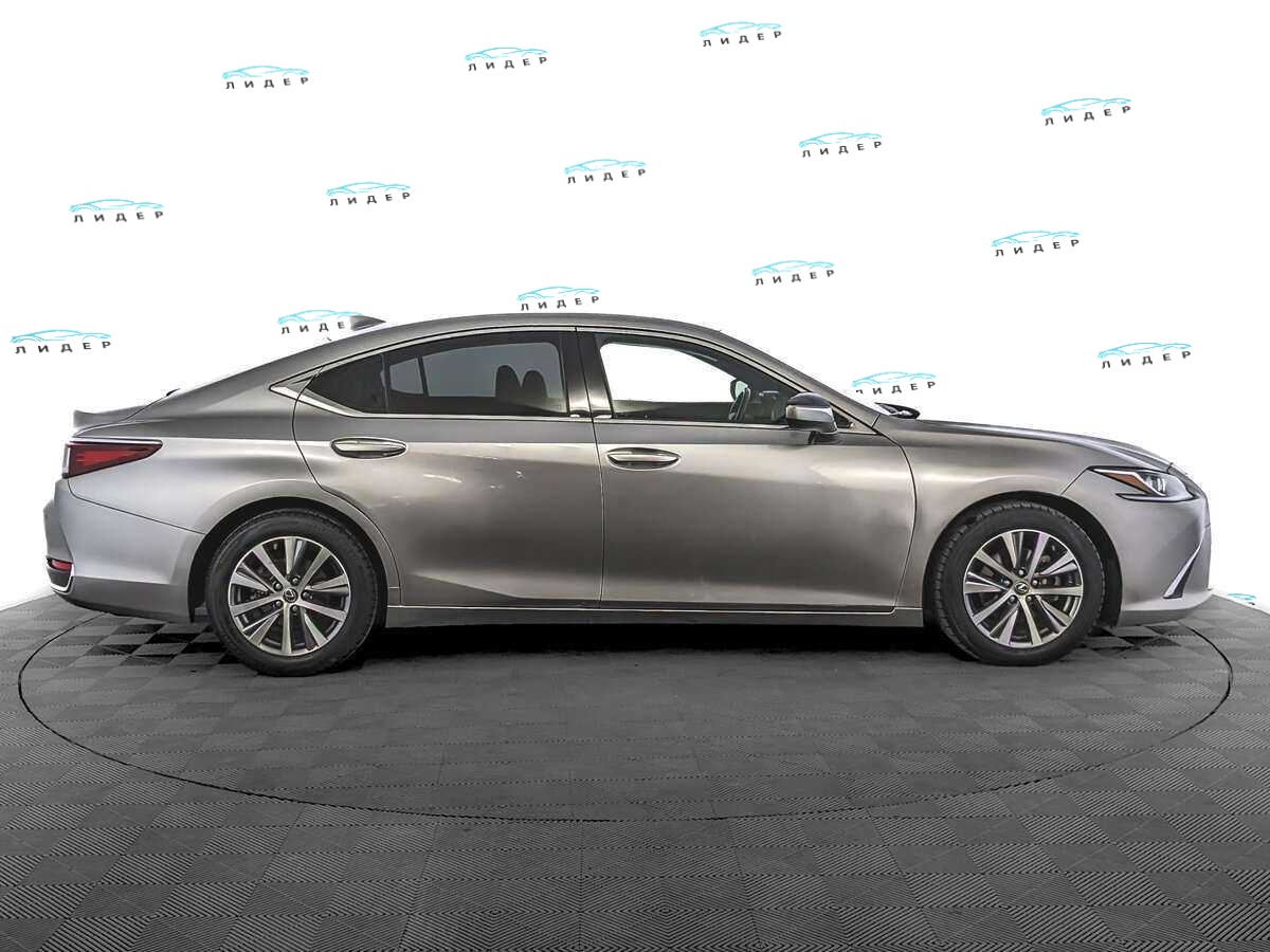 Б/У Лексус ЕС 2020 года. Фото: #3