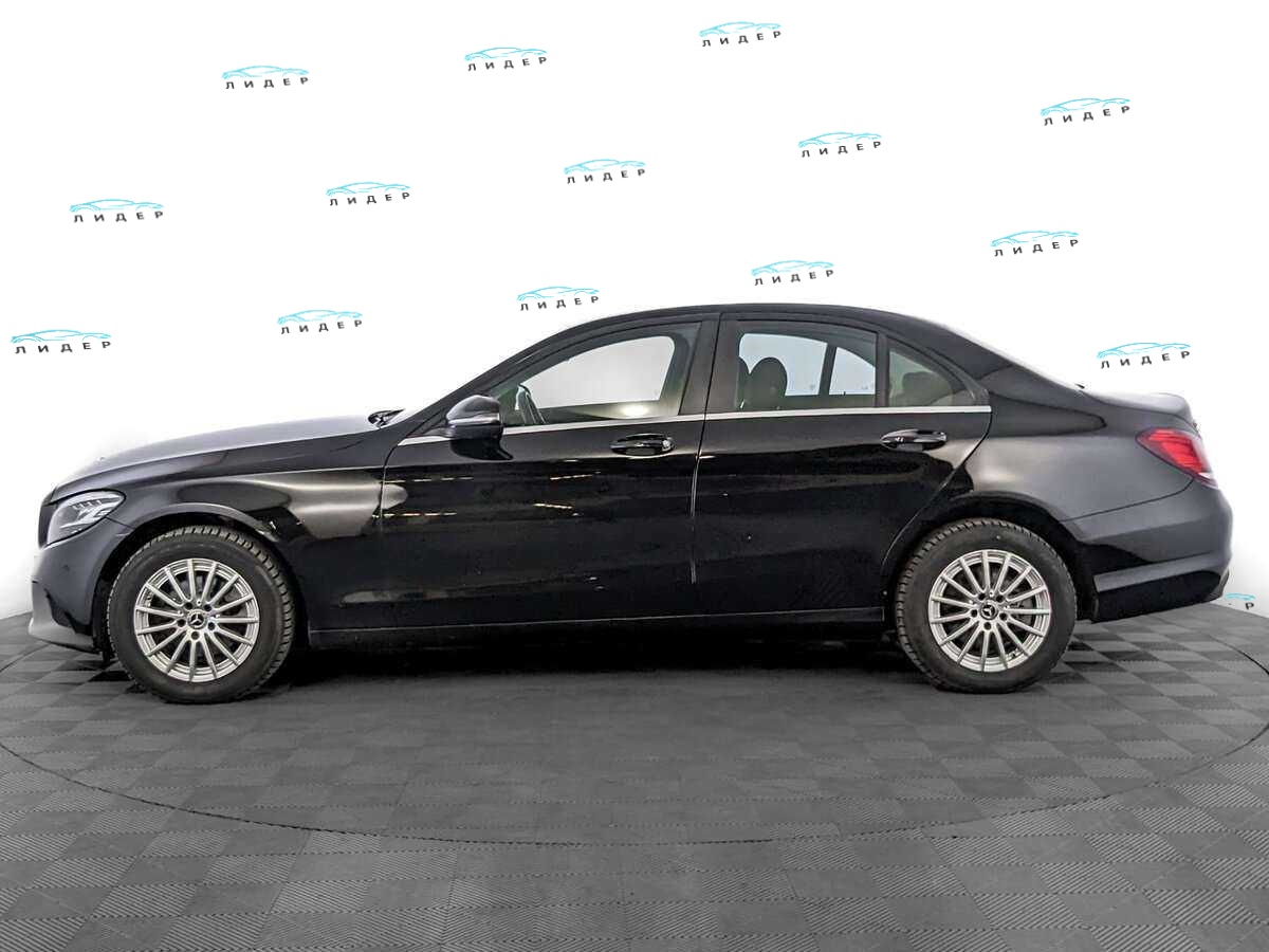 Б/У Мерседес-Бенц Ц-Класс 2019 года. Фото: #7
