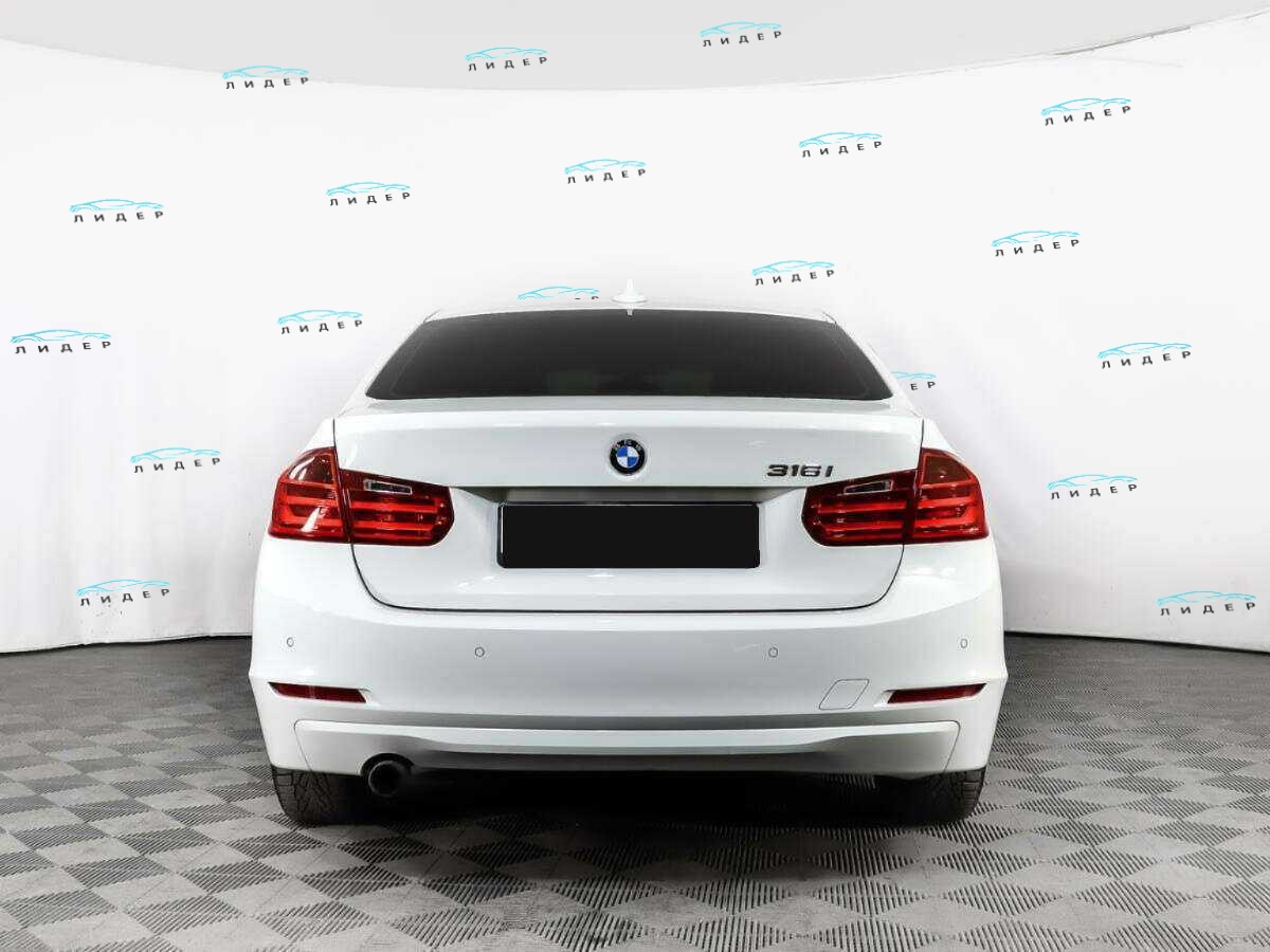 Б/У БМВ 3 серии 2013 года. Фото: #5