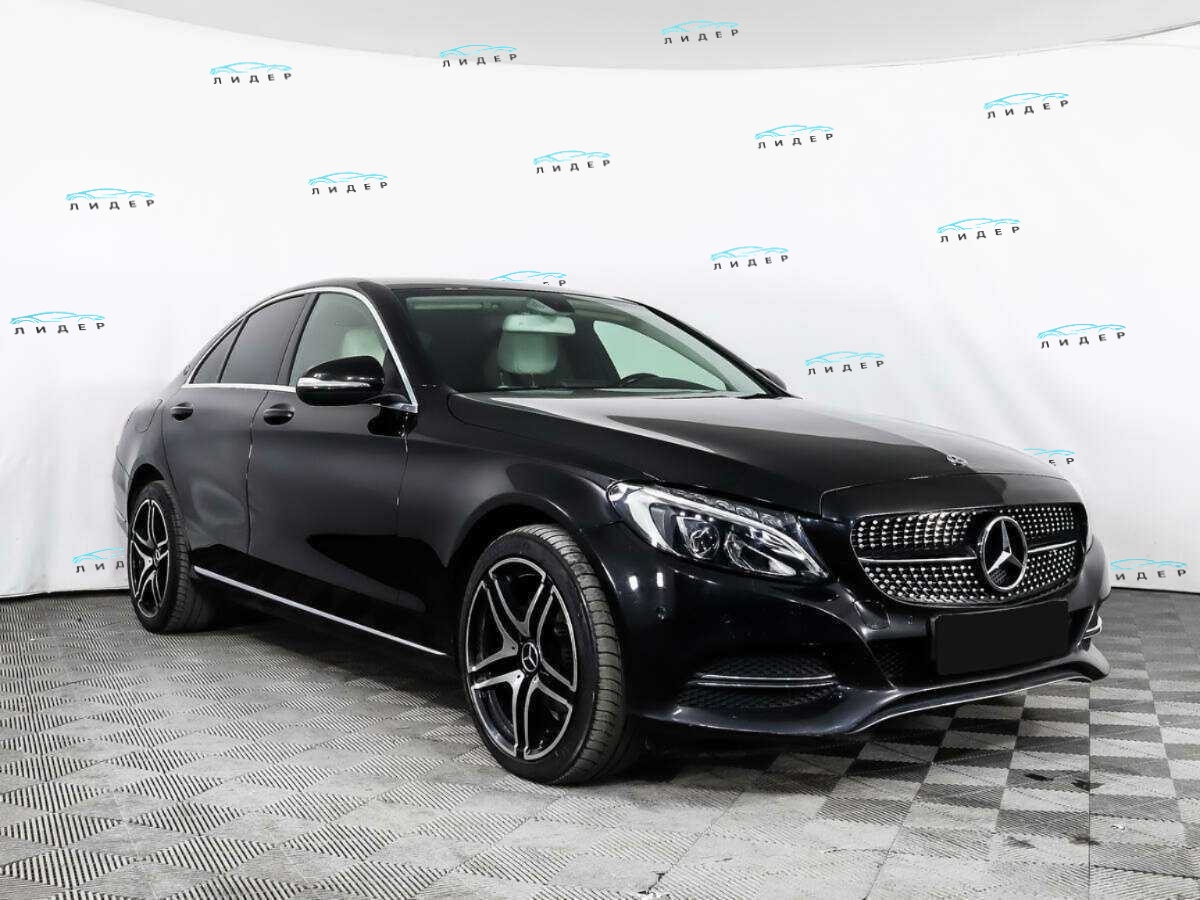 Б/У Мерседес-Бенц Ц-Класс 2014 года. Фото: #2