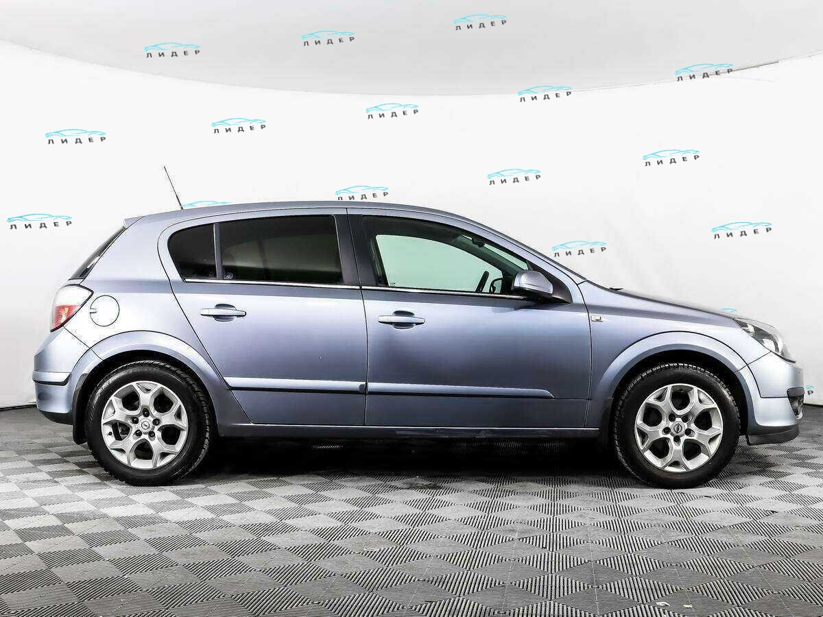 Б/У Опель Астра 2006 года. Фото: #3