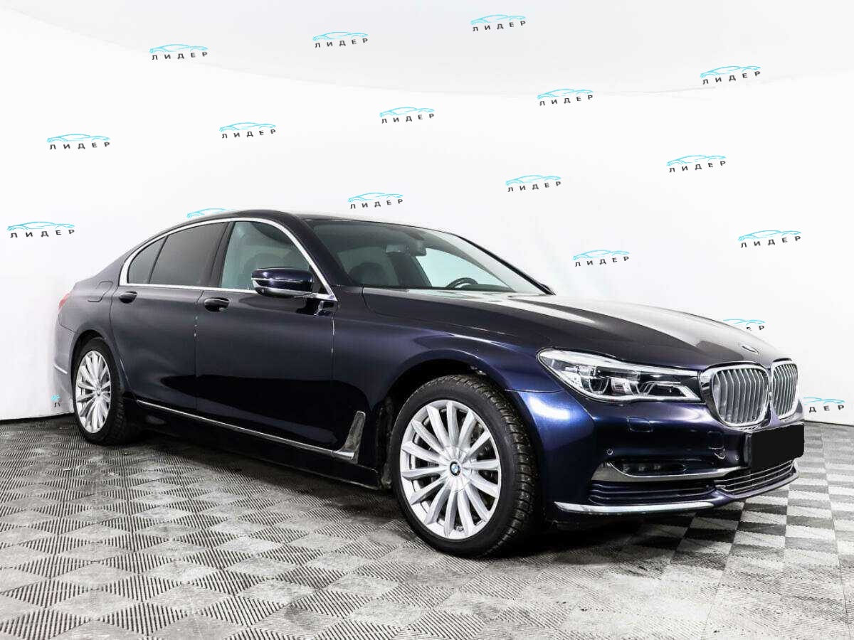 Б/У БМВ 7 серии 2016 года. Фото: #2