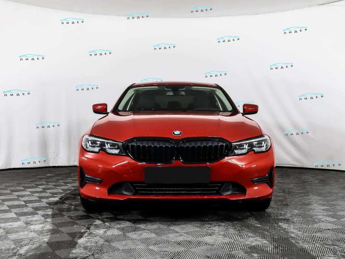 Б/У БМВ 3 серии 2020 года. Фото: #1