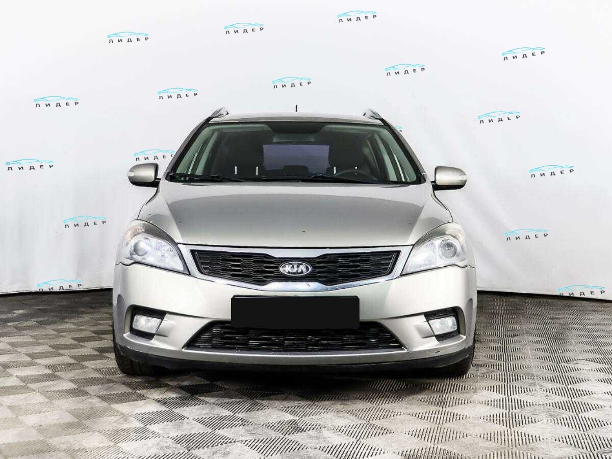 Б/У Киа Сид 2010 года. Фото: #1
