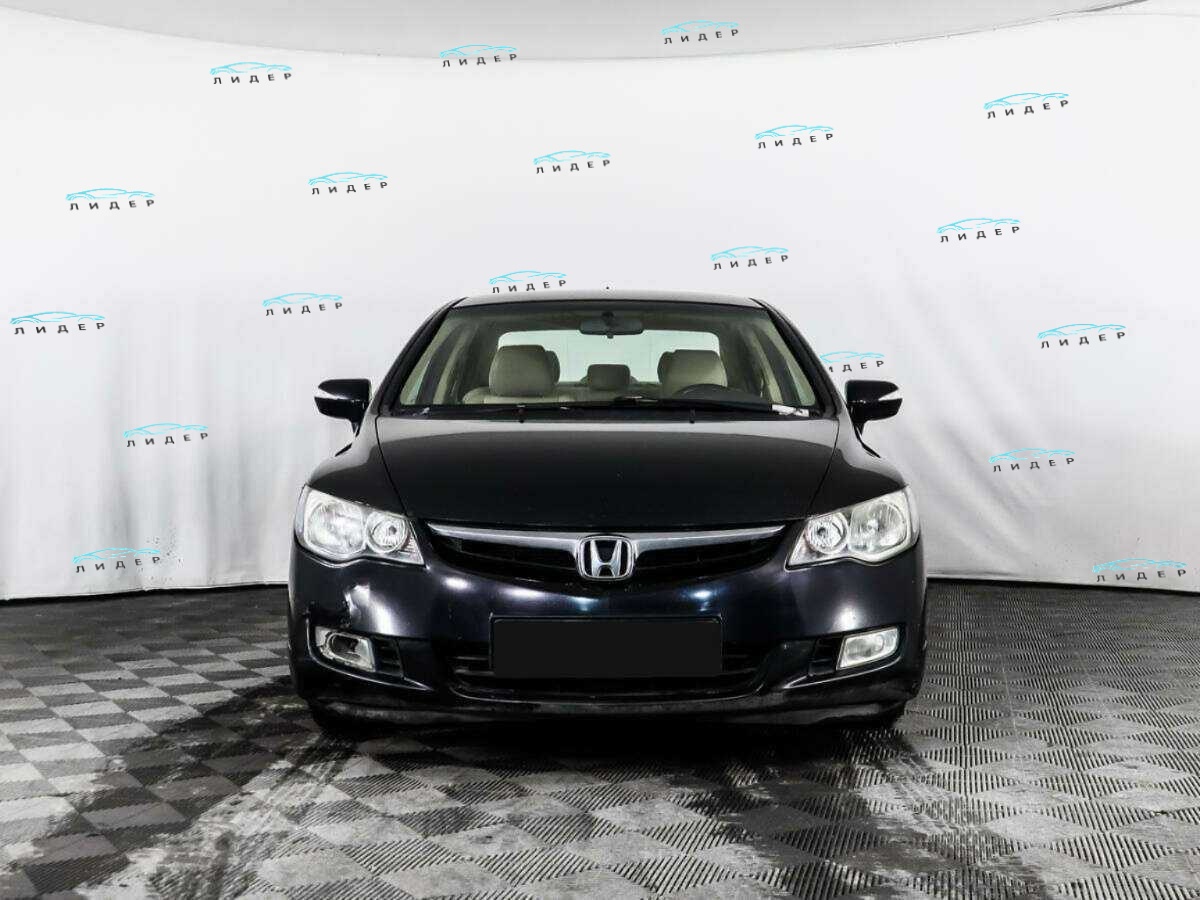 Б/У Хонда Цивик 2008 года. Фото: #1