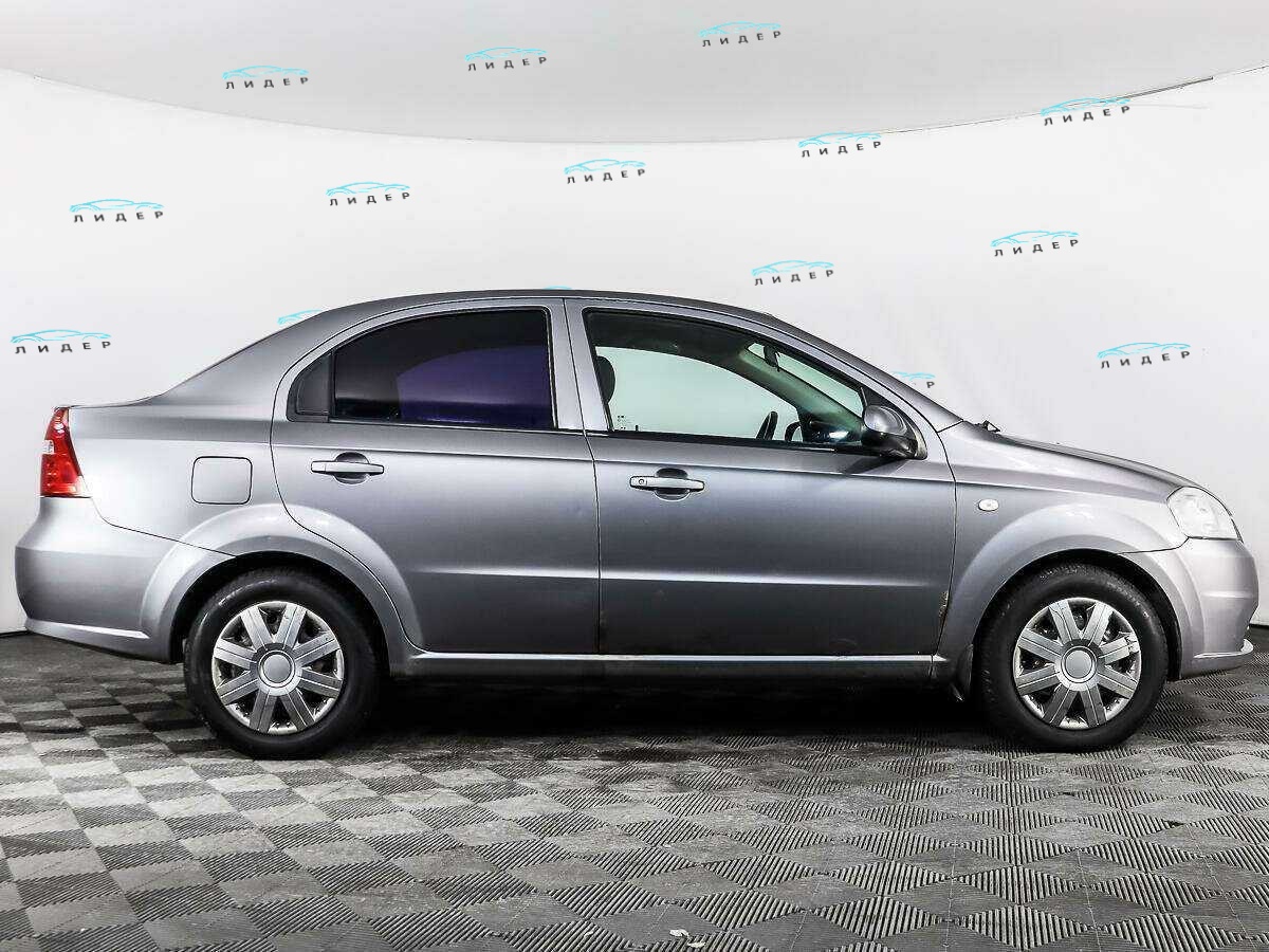 Б/У Шевроле Авео 2010 года. Фото: #3