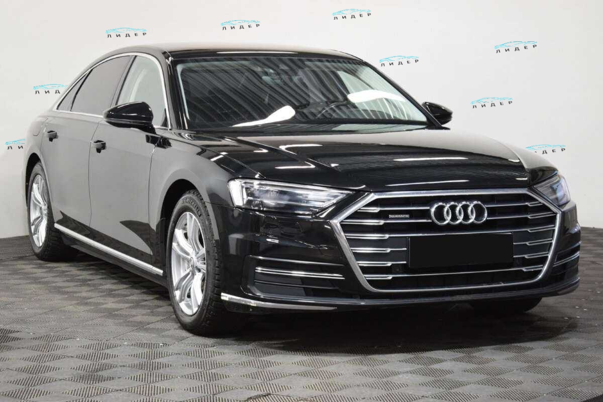 Б/У Ауди А8 2019 года. Фото: #2