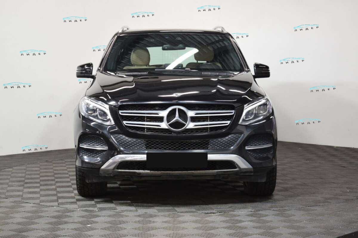 Б/У Мерседес-Бенц ГЛЕ 2018 года. Фото: #1