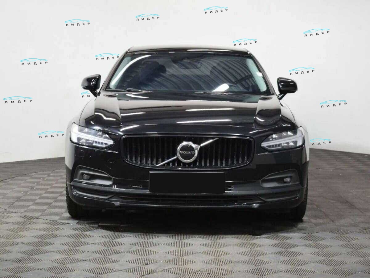 Б/У Вольво С90 2021 года. Фото: #1