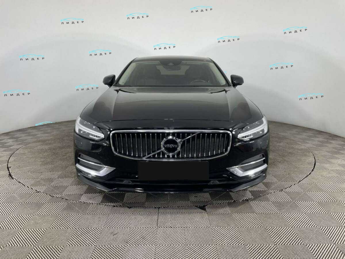 Б/У Вольво С90 2017 года. Фото: #1