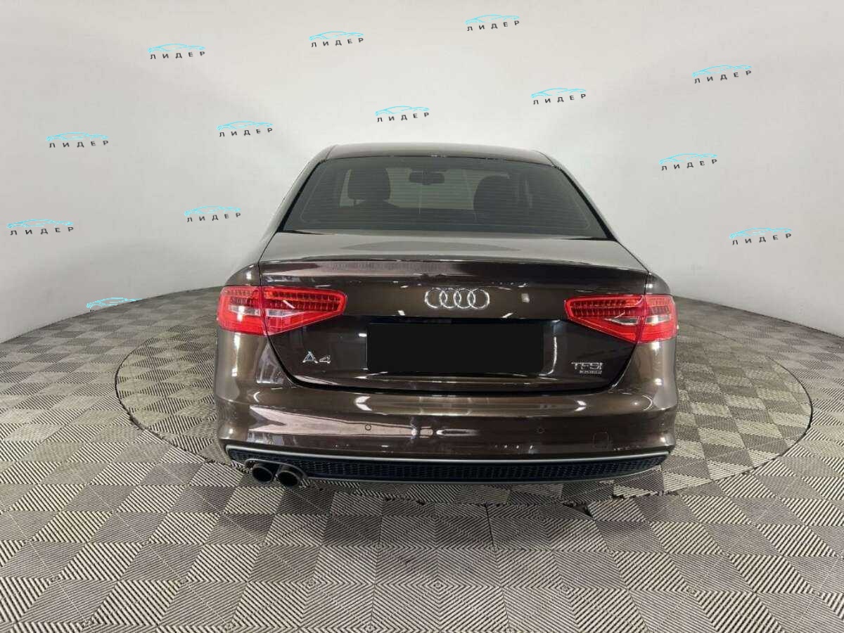 Б/У Ауди А4 2014 года. Фото: #2