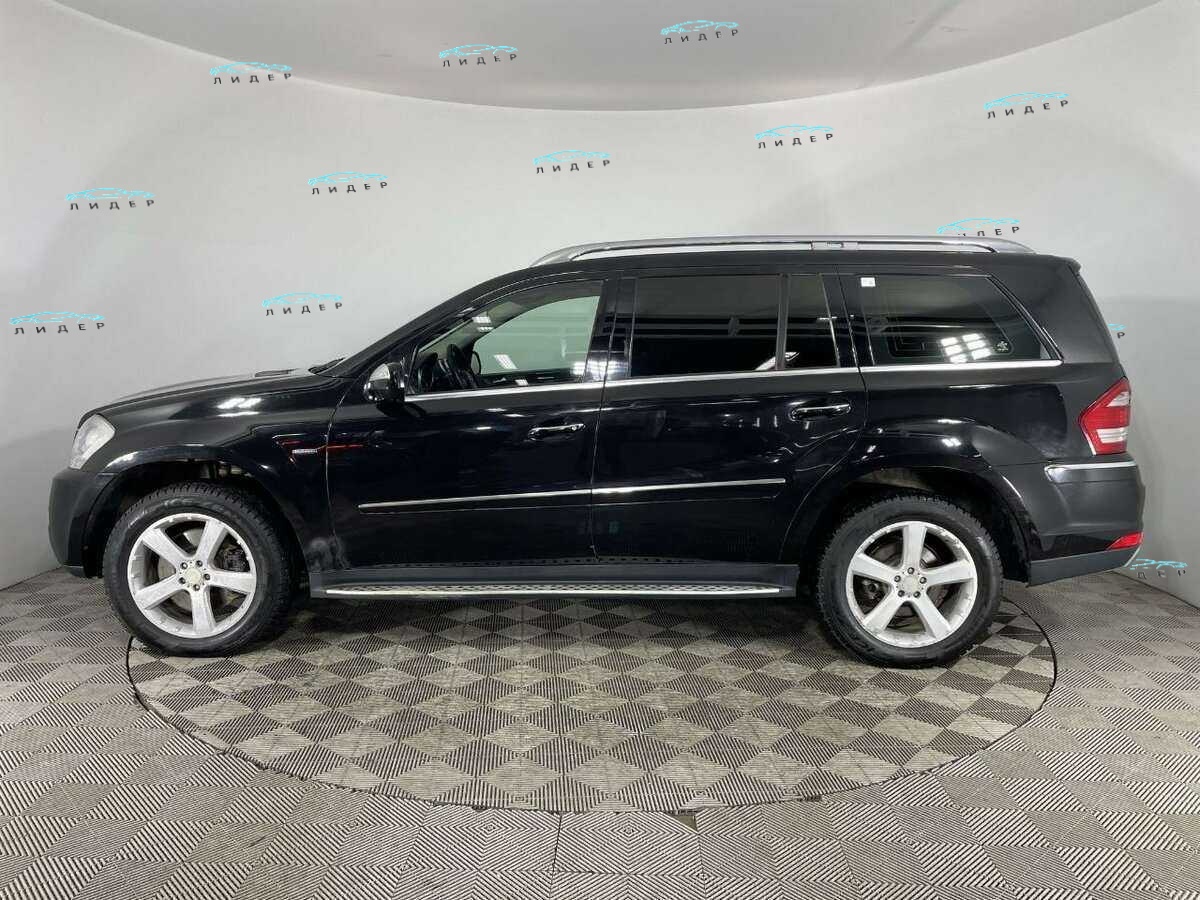 Б/У Мерседес-Бенц ГЛ-Класс 2010 года. Фото: #4