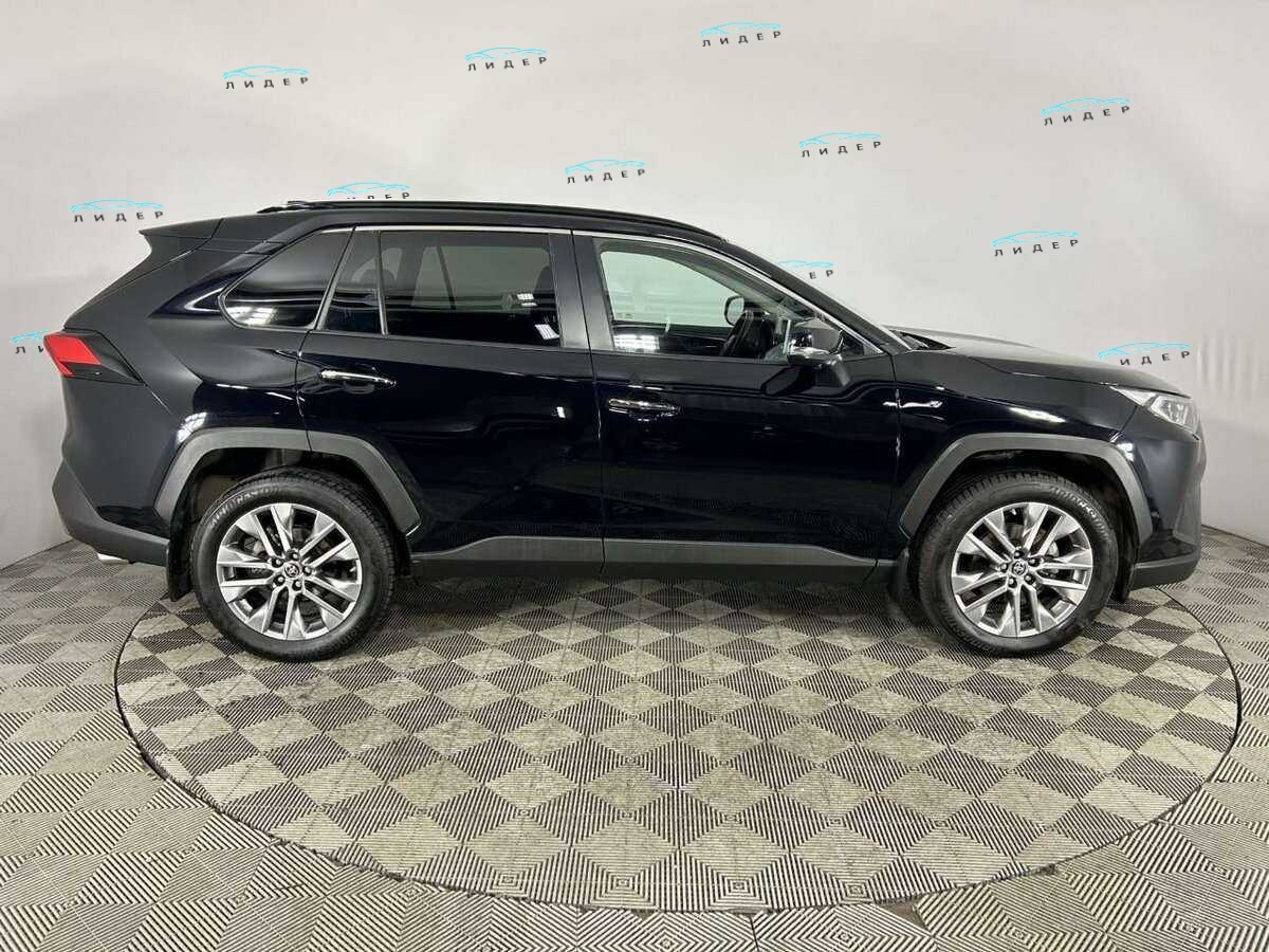 Б/У Тойота Рав4 2022 года. Фото: #3