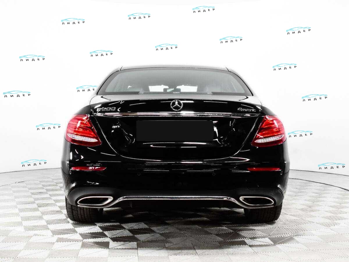 Б/У Мерседес-Бенц Е-Класс 2019 года. Фото: #5