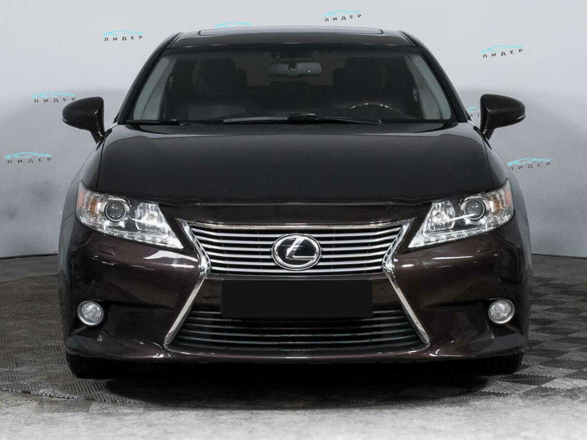 Б/У Лексус ЕС 2013 года. Фото: #1