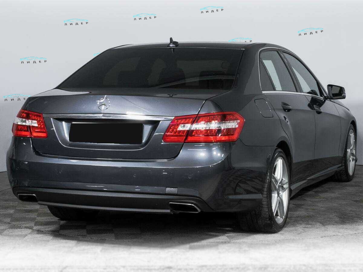 Б/У Мерседес-Бенц Е-Класс 2012 года. Фото: #4