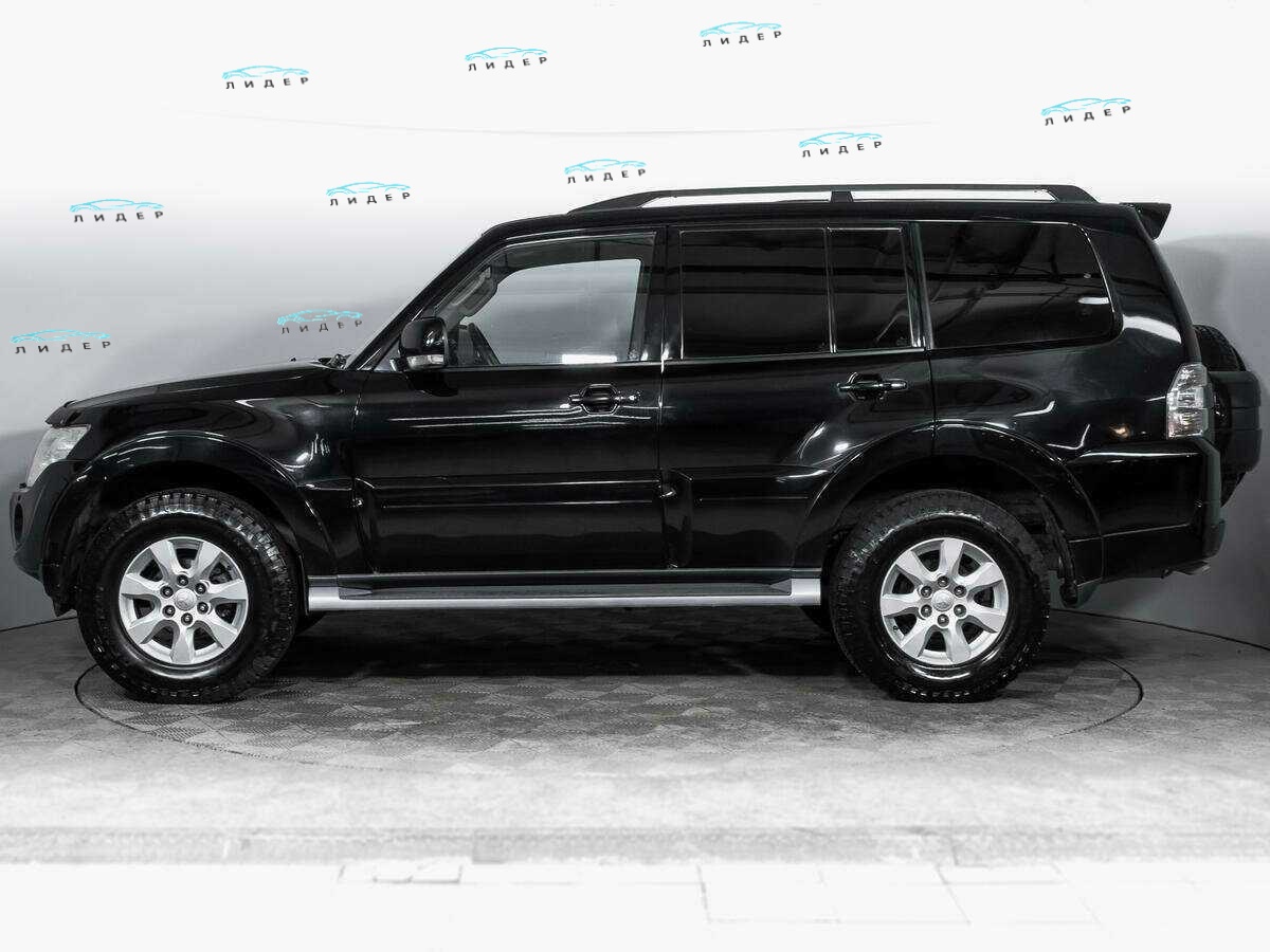 Б/У Митсубиши Паджеро 2011 года. Фото: #7