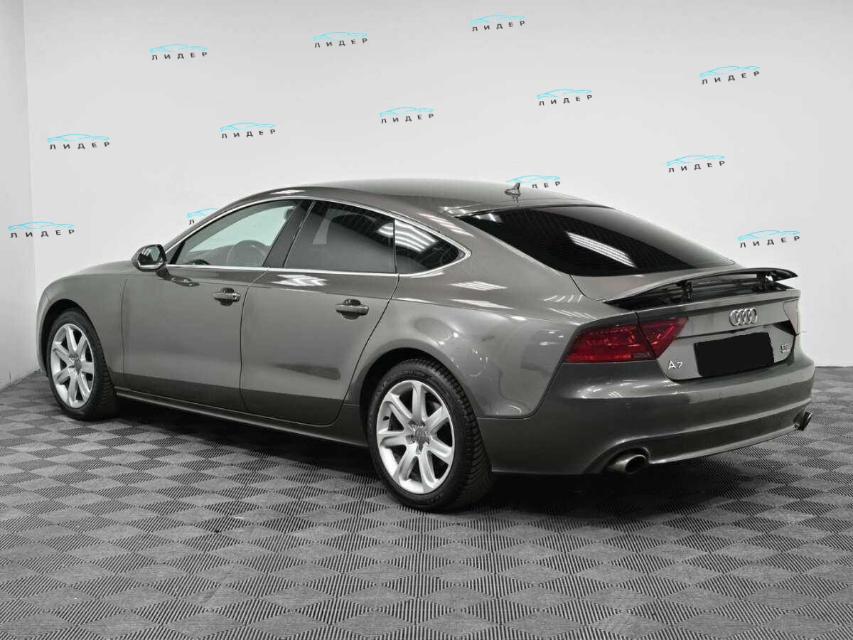Б/У Ауди А7 2011 года. Фото: #2
