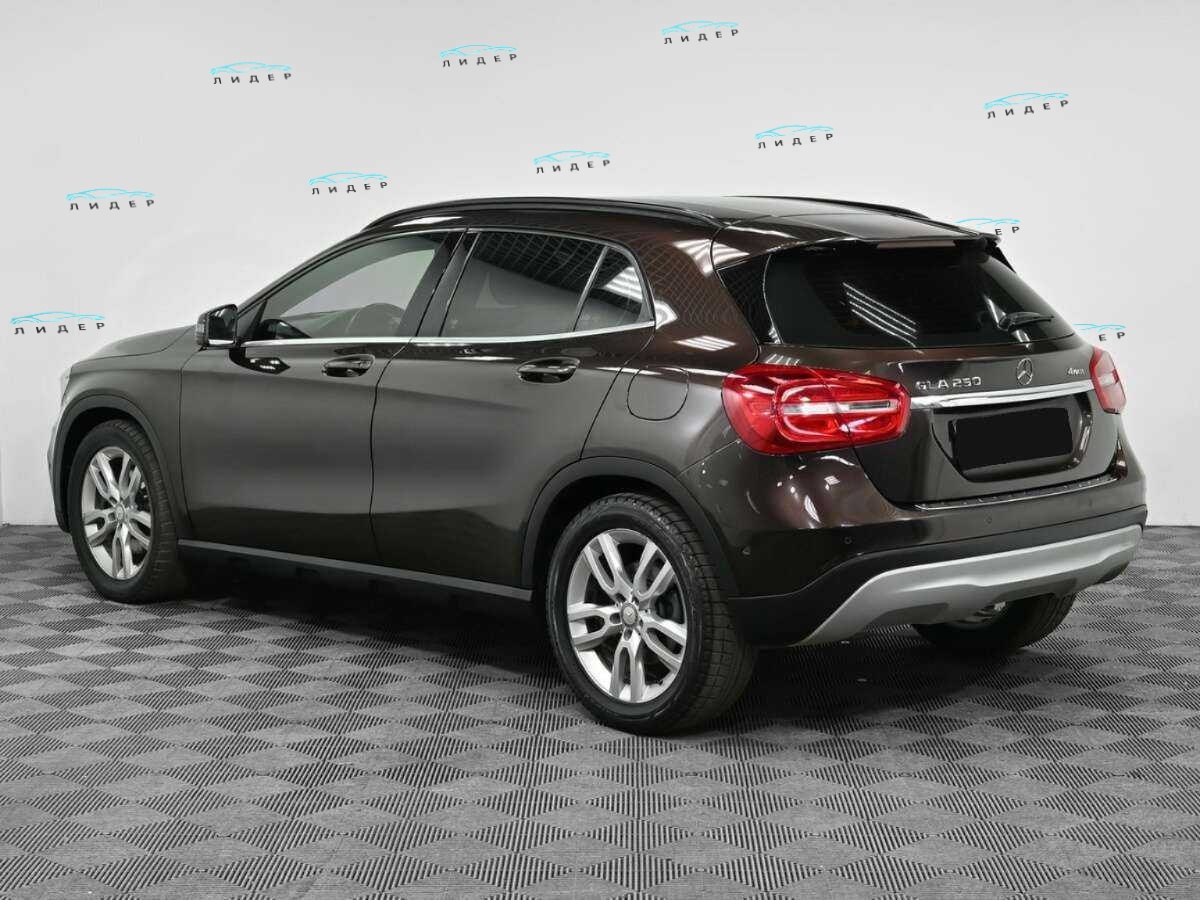 Б/У Мерседес-Бенц ГЛА 2014 года. Фото: #3