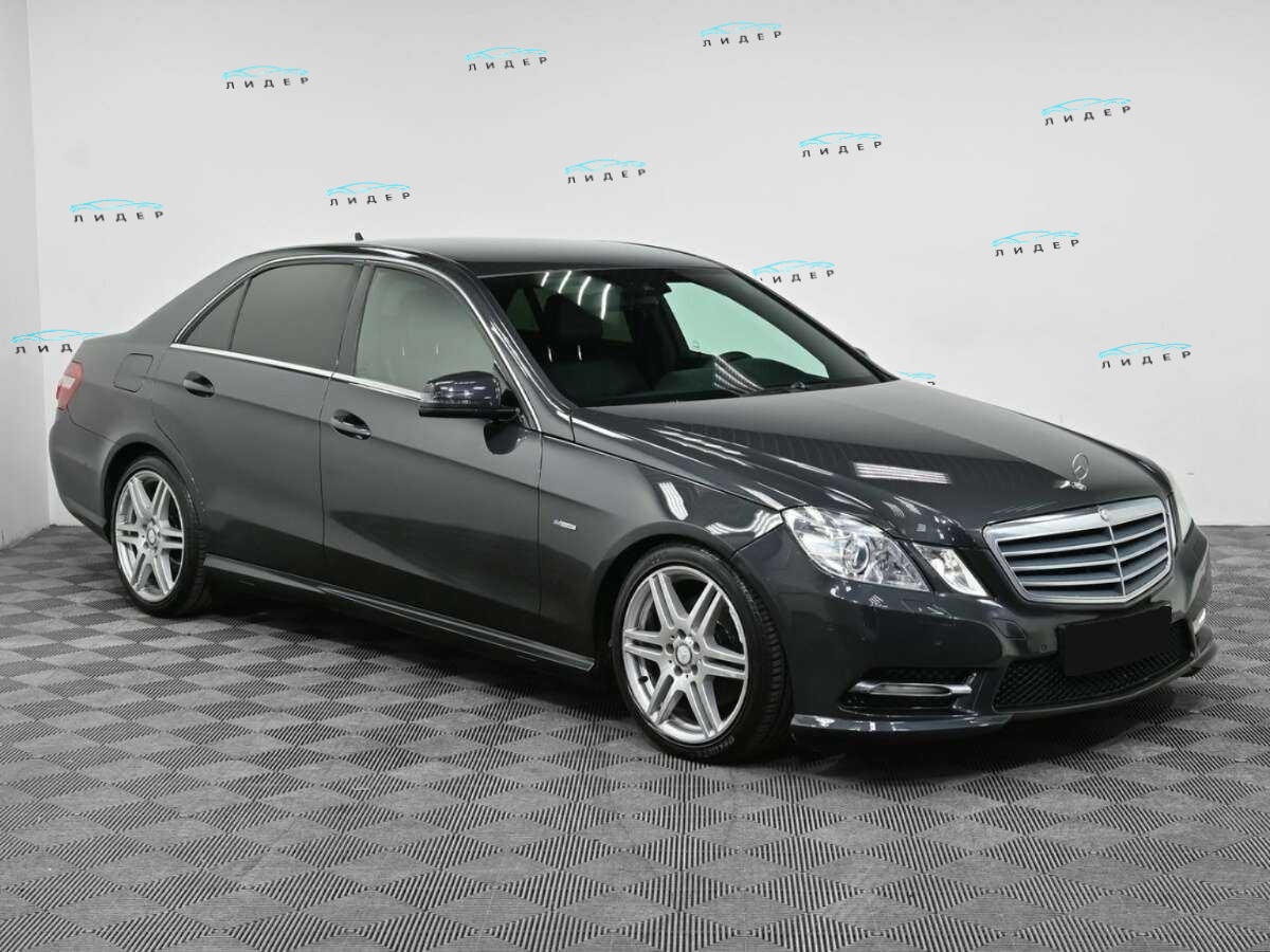 Б/У Мерседес-Бенц Е-Класс 2012 года. Фото: #2