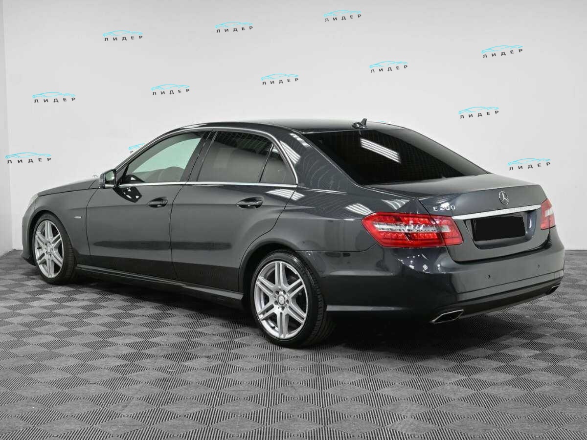 Б/У Мерседес-Бенц Е-Класс 2012 года. Фото: #3