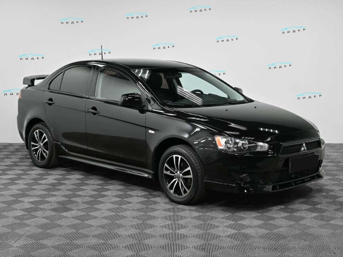Б/У Митсубиши Лансер 2008 года. Фото: #2